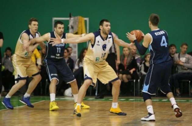 &quot;Миколаїв&quot; спробує зупинити &quot;Будівельник&quot; у першому раунді плей-офф