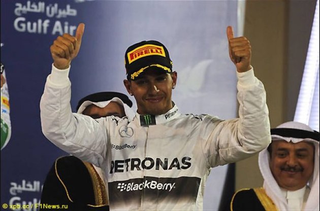 Льюис Хэмилтон впервые за четыре года выиграл два Гран-при подряд