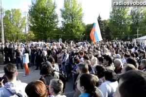 В Луганске сепаратисты объявили о создании "Луганской народной республики"
