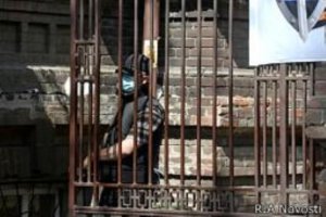 Силовики предпринимают меры для освобождения захваченных в Славянске наблюдателей