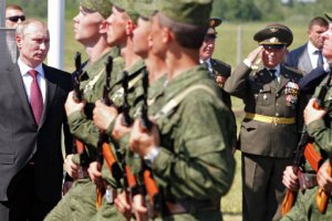 Путин и Медведев посетят Севастополь 9 мая - будут смотреть парад
