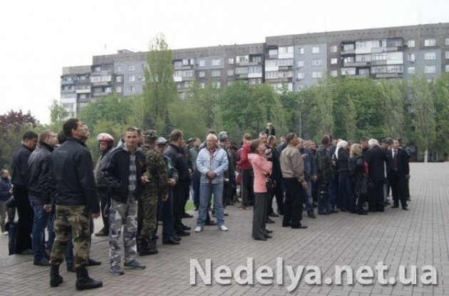 Пророссийские ативисты в Алчевске