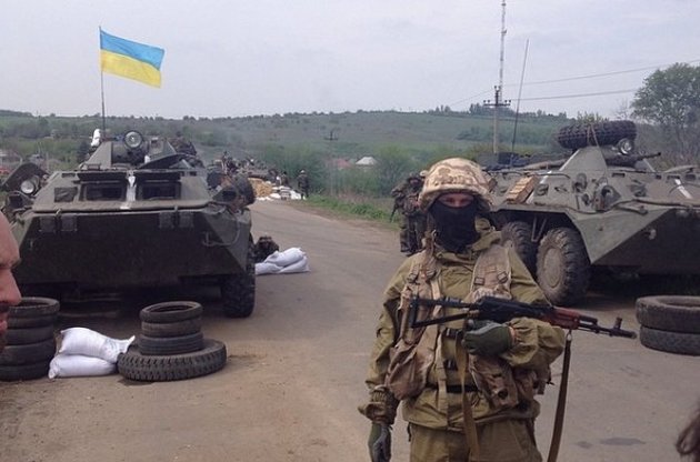 Украинские военные столкнулись в Славянске с профессиональными убийцами, - Минобороны