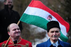 Будапешт вимагає автономії та подвійного громадянства для угорців Закарпаття