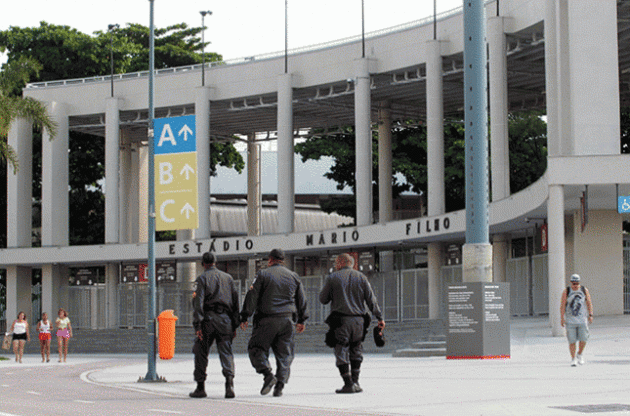 Бразильская полиция просит гостей ЧМ-2014 не кричать, когда их будут грабить