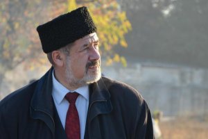 Лидер Меджлиса не хочет выводить крымских татар на траурный митинг "под БТРы и дубинки"