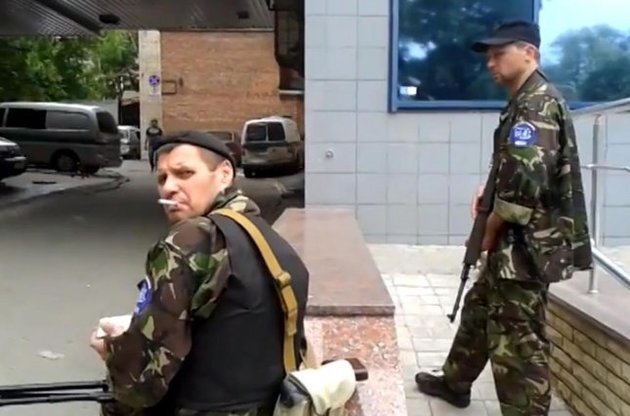 Сепаратисты заблокировали здание управления Донецкой железной дороги