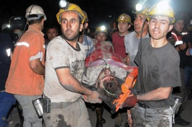 Количество жертв взрыва на угольной шахте в Турции превысило 300 человек