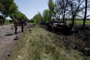 Турчинов сообщил о 13 погибших силовиках в бою возле Волновахи