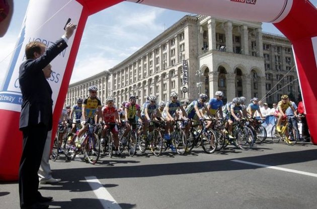 У 2013 році велоперегони зібрали велику кількість учасників, які стартували на Майдані Незалежності