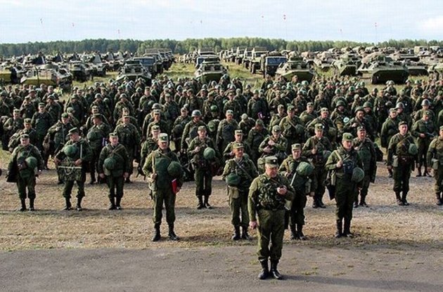 Вблизи украинских границ находится от 18 до 22 тысяч российских военнослужащих