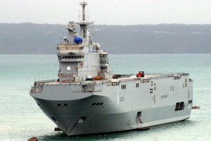 Конгрессмены США предложили НАТО купить у Франции корабли Mistral, чтобы они не достались России