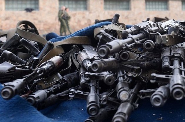 Обнародован список оружия и техники, доставшейся террористам после захвата воинской части в Луганске
