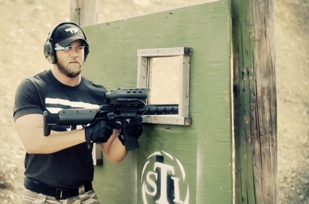 Google Glass допоможуть стріляти з-за рогу