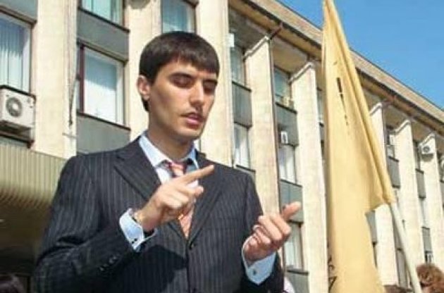 У Левченко уже должна быть визитка Яроша