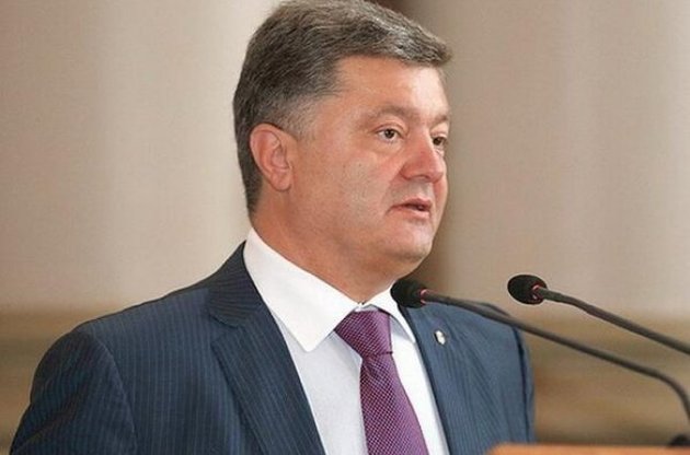 Порошенко представил руководителям Донецкой и Луганской областей свой мирный план