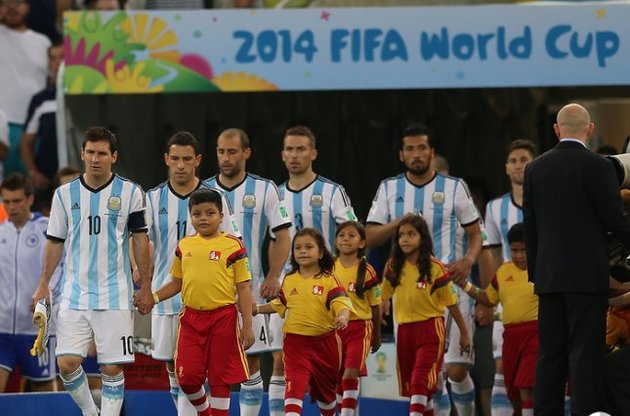 Проснувшийся в конце матча Месси вновь спас Аргентину от позора на ЧМ-2014