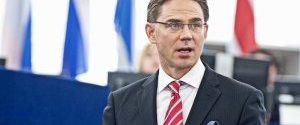Новым еврокомиссаром по экономическим вопросам стал экс-премьер Финляндии Катайнен
