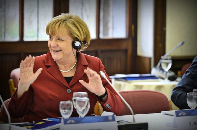 У МЗС пояснили, навіщо Меркель потрібен Медведчук