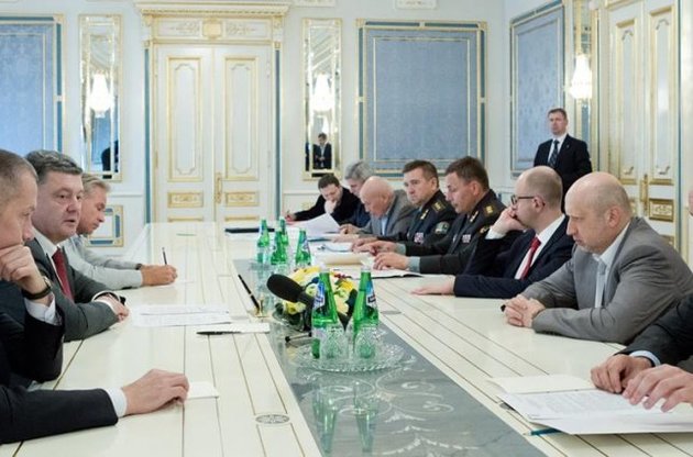 Порошенко провів чергову нараду