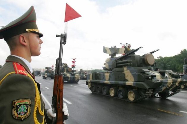Беларусь провела военный парад в честь Дня независимости республики с участием войск РФ