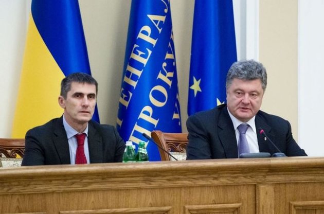 Майдан хочет услышать от Порошенко: уходить или оставаться