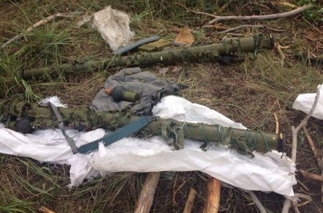 В Харьковской области найден тайник, в котором хранились зенитно-ракетные комплексы "Игла"