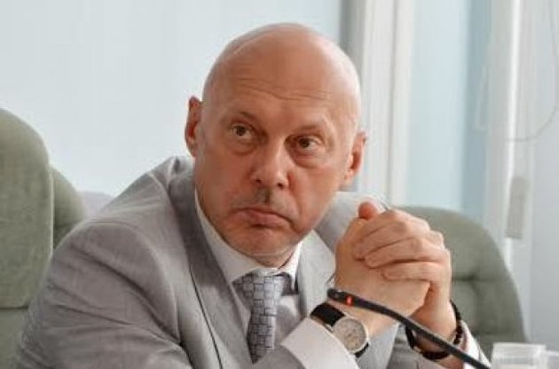 Правительство продолжает ежемесячно выделять 900 млн гривен на зарплаты шахтерам, - Зюков