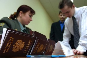 Близько 1,5 млн жителів Криму вже отримали російські паспорти