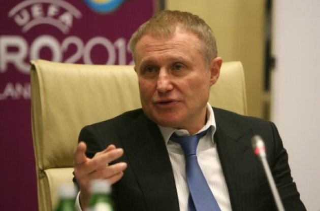 УЕФА и ФИФА дадут адекватную оценку неправомерным действиям россиян, - Суркис