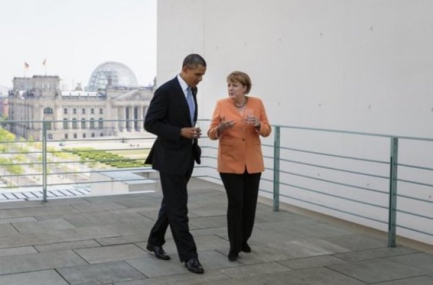 Обама і Меркель попередила Росію про наслідки вторгнення в Україну