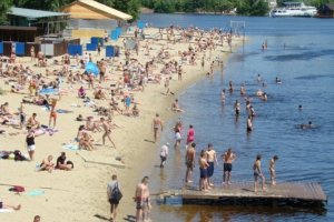 В Киеве запретили купаться на всех пляжах