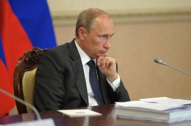 Путин в аннексированном Крыму обратится к российским депутатам