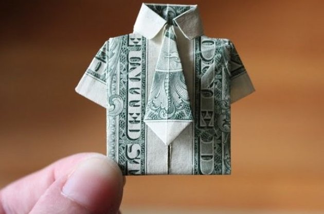 Межбанк закрылся ростом курса доллара до 13,6 грн/долл.