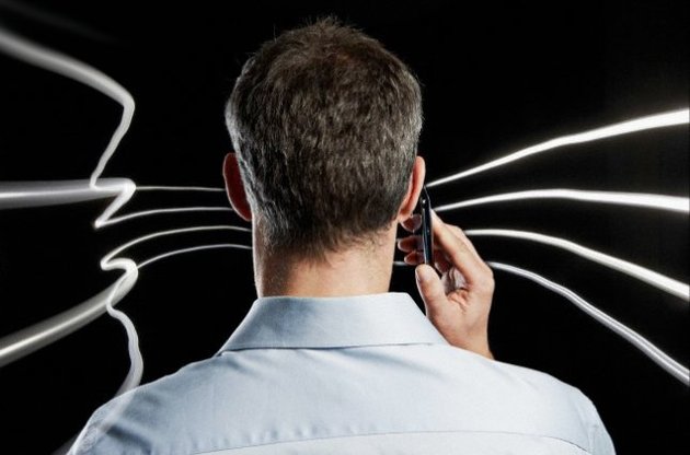 Ученые предложили заряжать мобильные телефоны с помощью звуковых волн