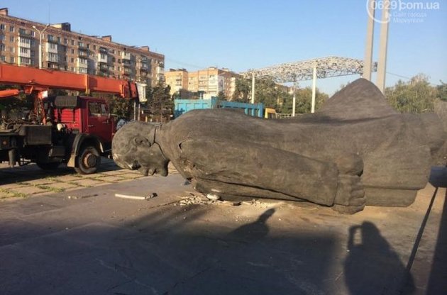 "Ленинопад" добрался до Мариуполя