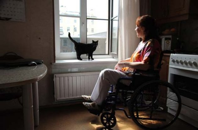 Компьютер поможет парализованным людям пойти