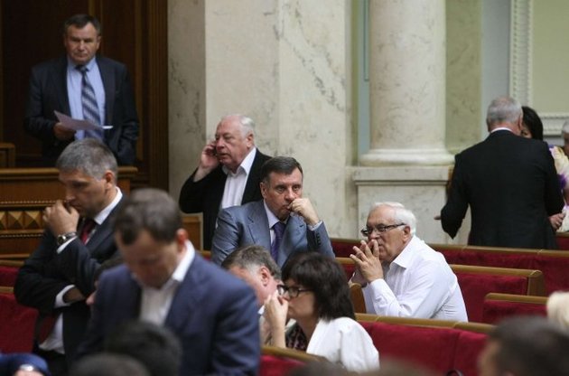 Украинцы хотят других депутатов