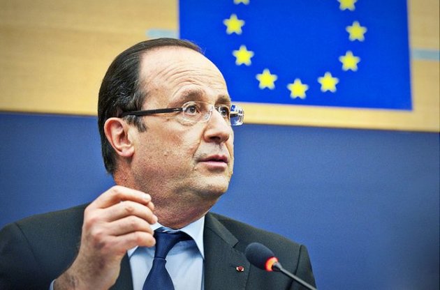 Президент Франції пропонує Порошенку і Путіну зустрітися