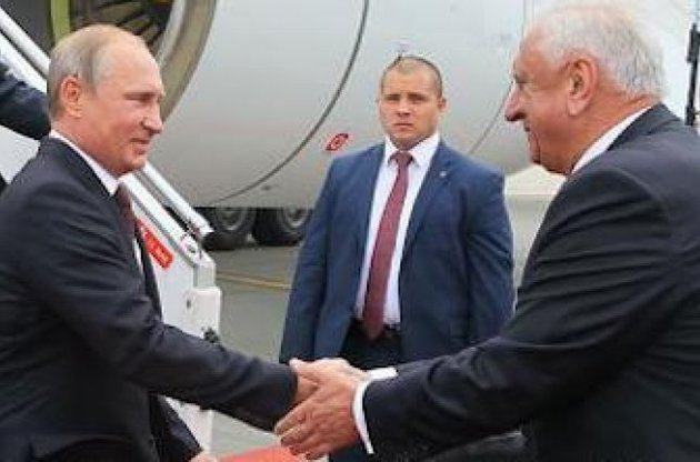 Путин прилетел в Минск с опозданием на час
