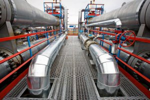 Україна не збирається перекривати транзит російського газу в Європу