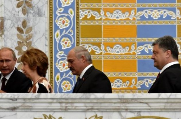 По итогам встречи Лукашенко объявил о договоренностях о новом раунде переговоров и об условиях, которые они с Путиным выдвинули Украине и ЕС