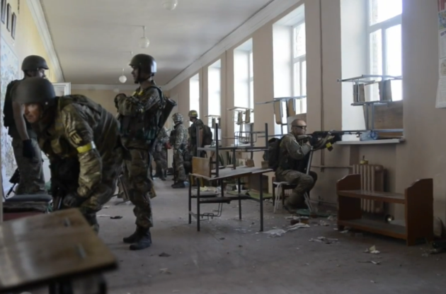 В МВД пообещали подкрепление бойцам в Иловайске