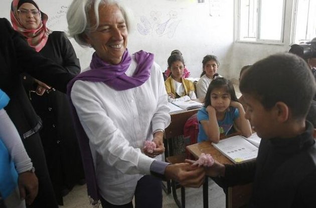 Против главы МВФ возбудили дело за "халатность"