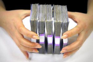 НБУ допускає скасування обмежень на видачу коштів з депозитів