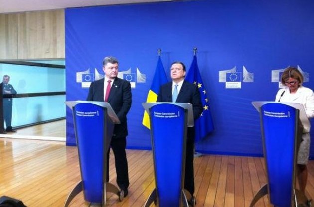 не рассчитывает на помощь иностранных войск на Донбассе