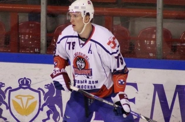 Українець Андрій Міхнов не тільки лідер атак свого "Металурга", але ще й капітан команди