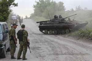Боевики на Донбассе перемирия не соблюдают - ИС