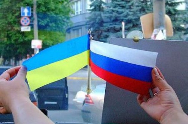 Росіяни вважають українців лицемірними і заздрісними, а себе - миролюбними