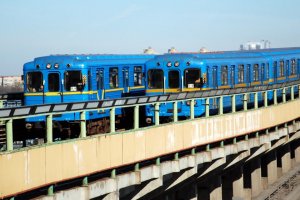 В киевском метро затруднено движение поездов